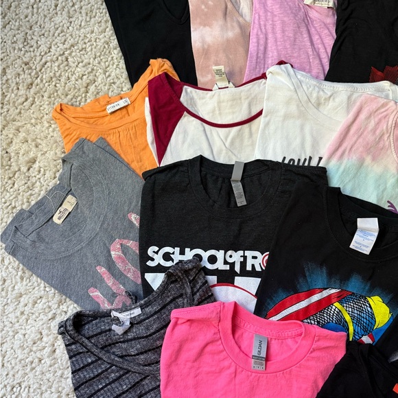 Huge T-Shirt Bundle! - Picture 2 of 3